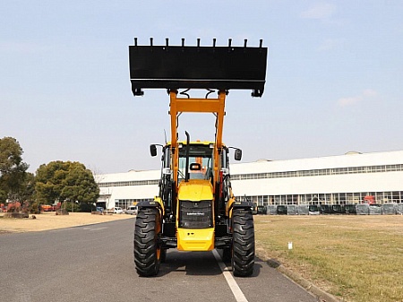  Экскаватор-погрузчик Lonking 84C арт. 10000019 низкие цены 