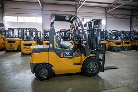  Дизельный погрузчик GOODSENSE FD30 3,0т 3,0м Xinchai Арт 501586 низкие цены 